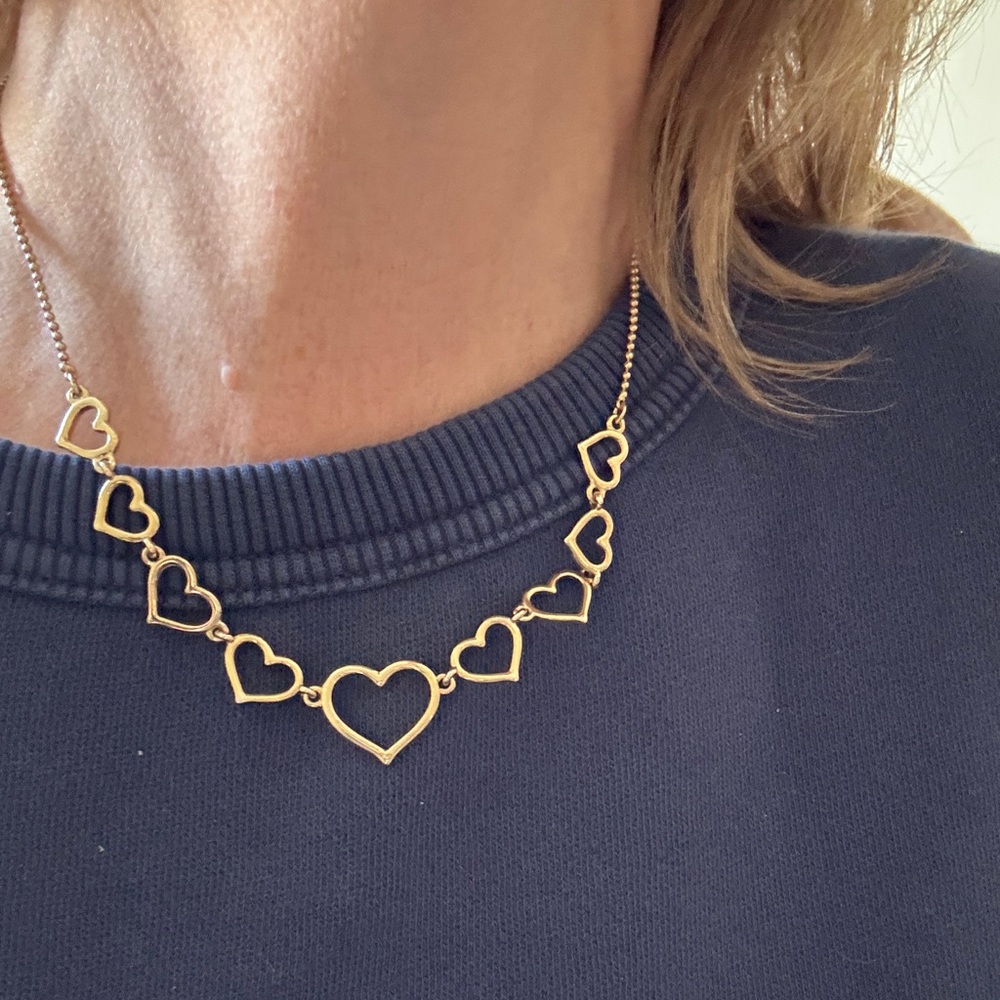 Avon Gold Tone Multi Heart Jewelry Set - Necklace, Bracelet & Earrings - Picture 5 of 5